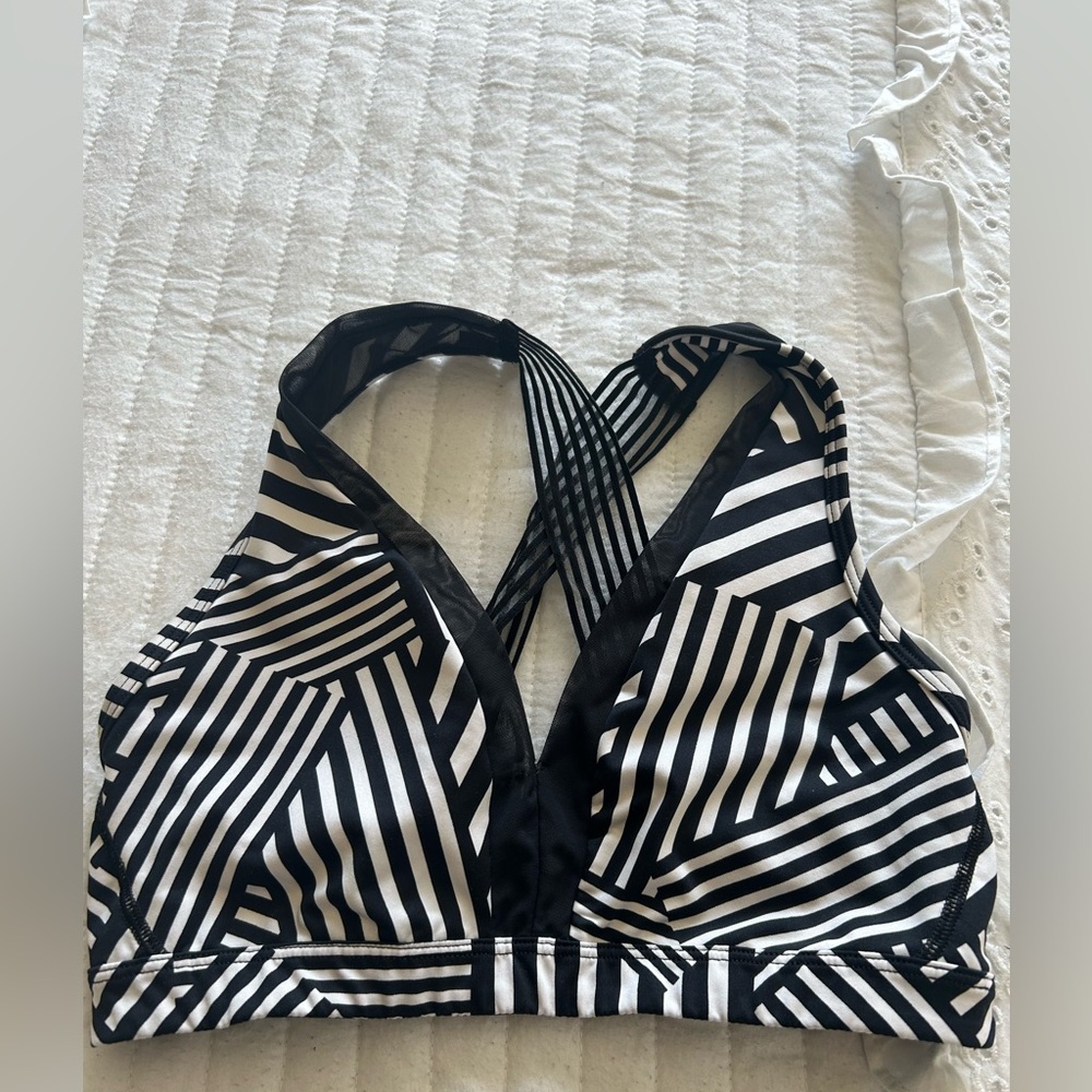 Victoria's Secret Black and White Geometric Sports Bra